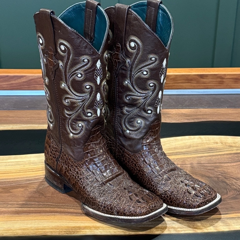 Brown Ferrini Embroidered Western Boots